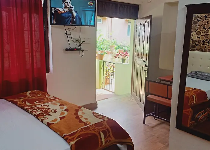 Samaira Guest House & Dormitory Big Hall