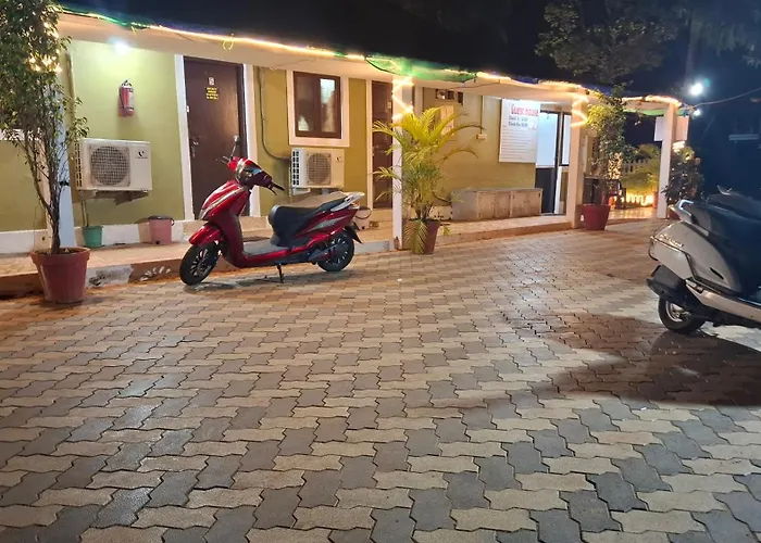 Samaira Guest House & Dormitory Big Hall